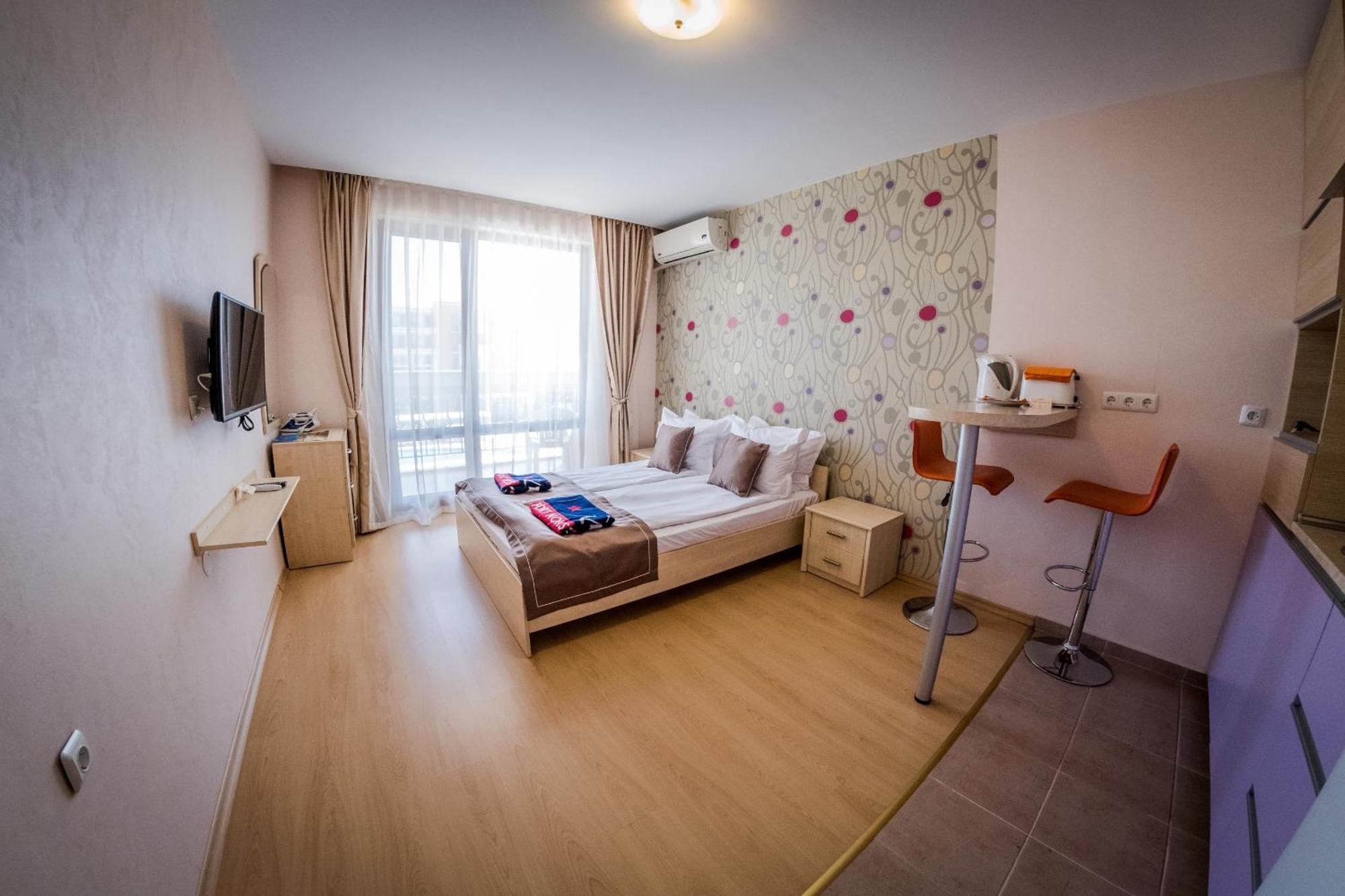 Prestige Mer D'Azur Sunny Beach Exterior photo