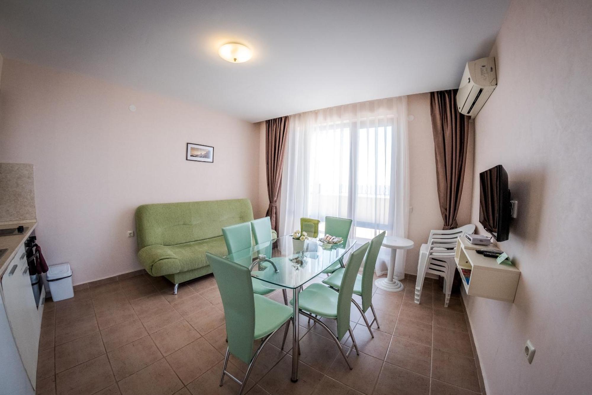 Prestige Mer D'Azur Sunny Beach Exterior photo